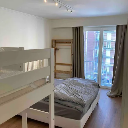 דירה Stylish, Modern With Two Bedrooms, Located In The Vibrant Heart Of T110 *